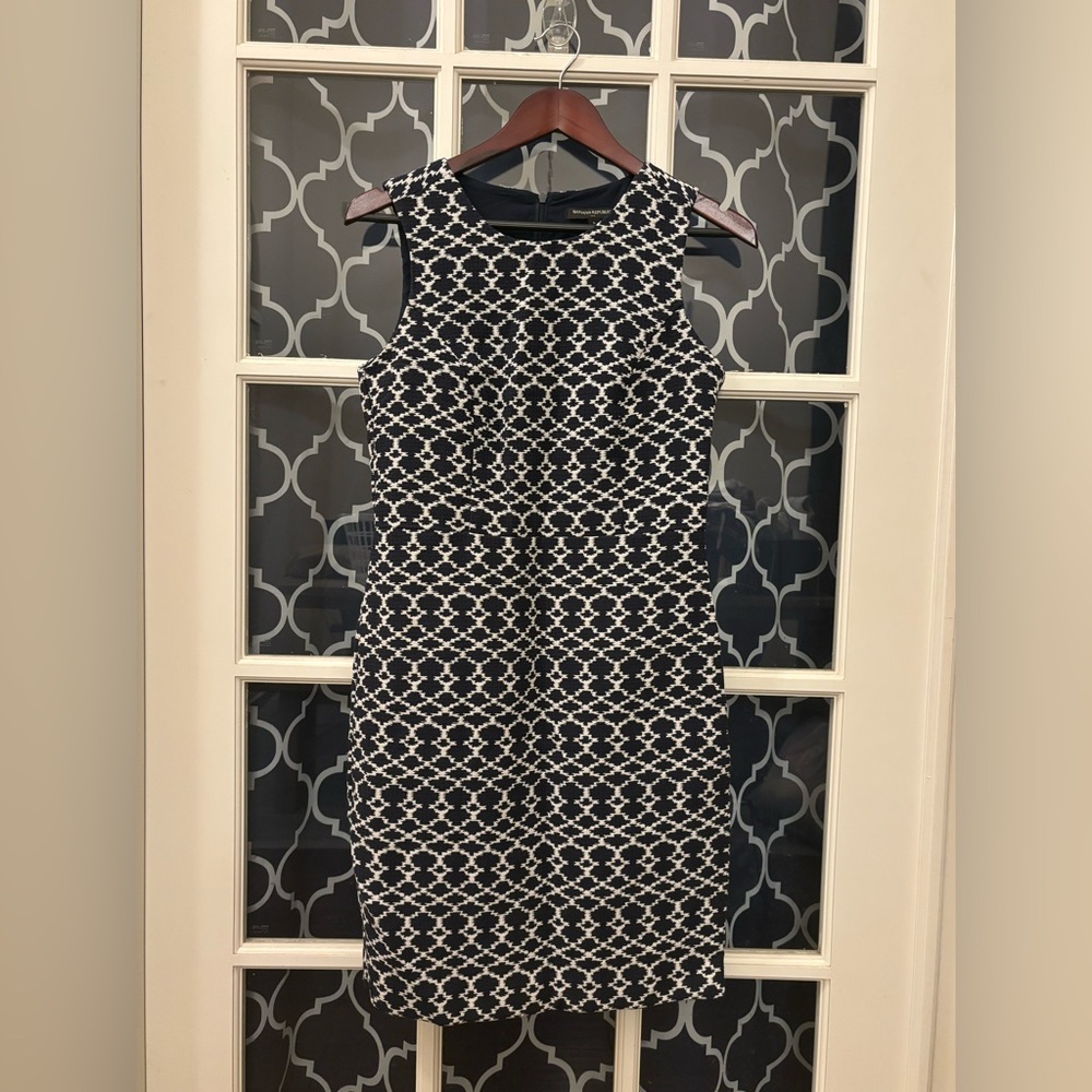 Banana Republic Navy and Cream Patterned Dress
